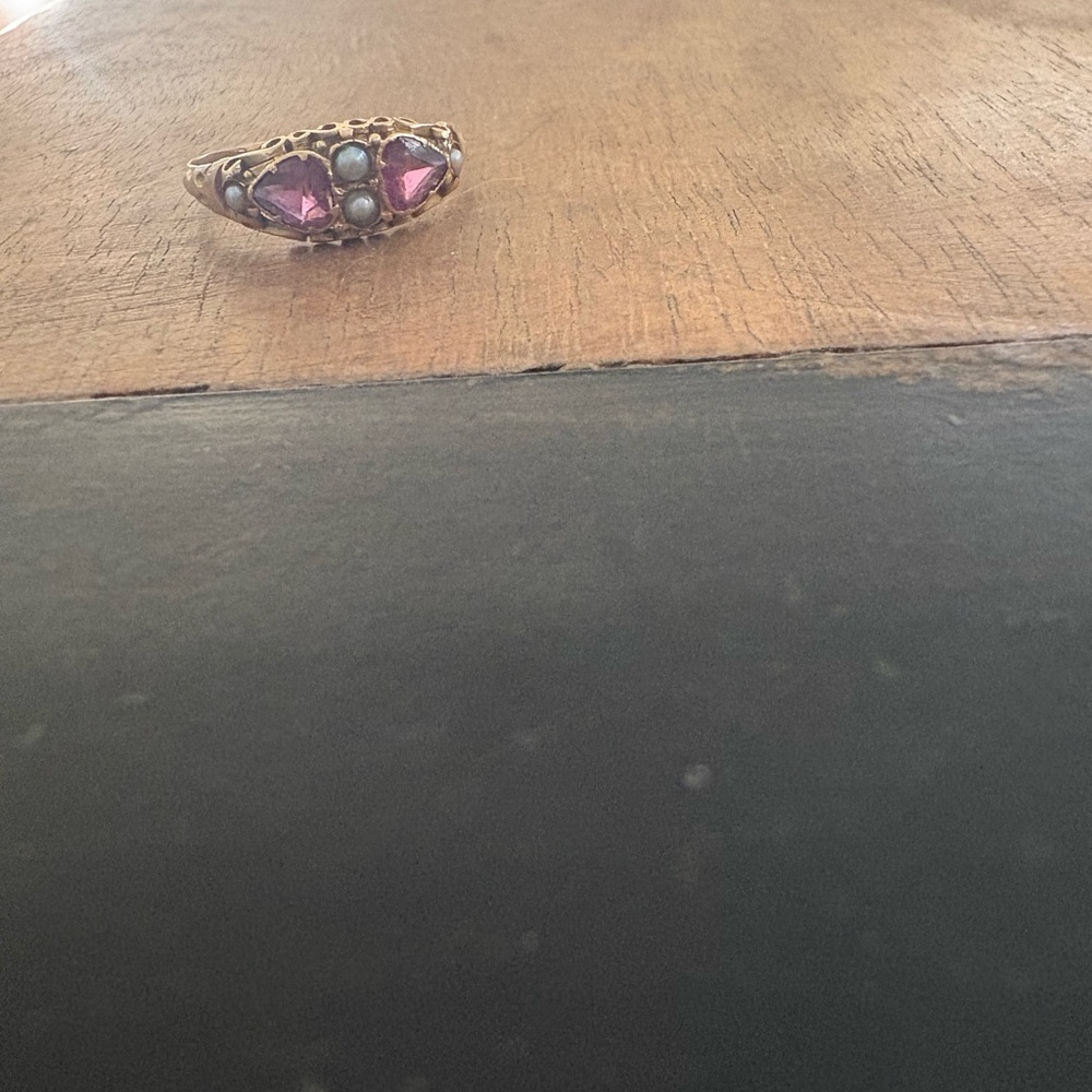 Antique Gold Ring - Picture 6 of 6